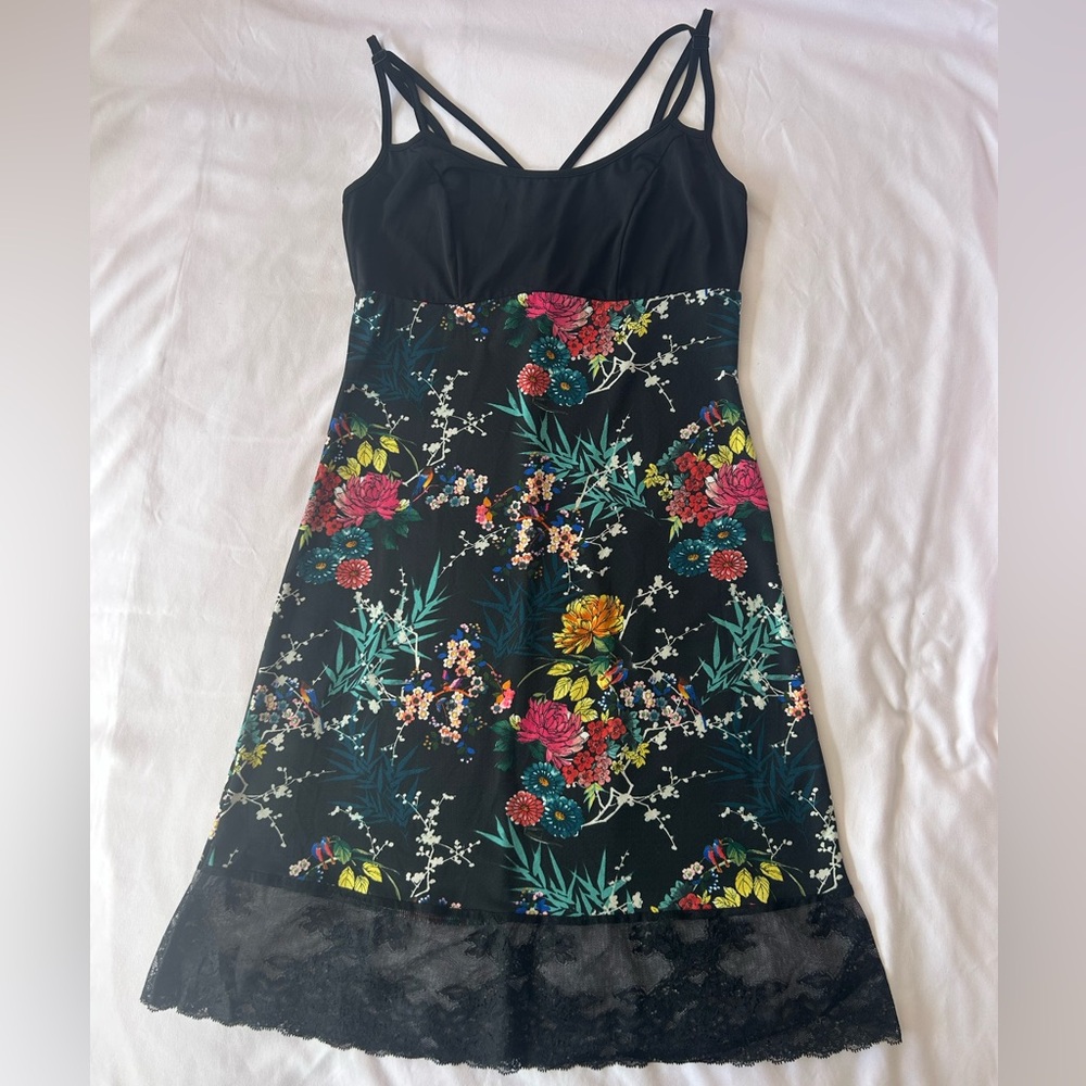 Floral Black Lace Trim Nightgown